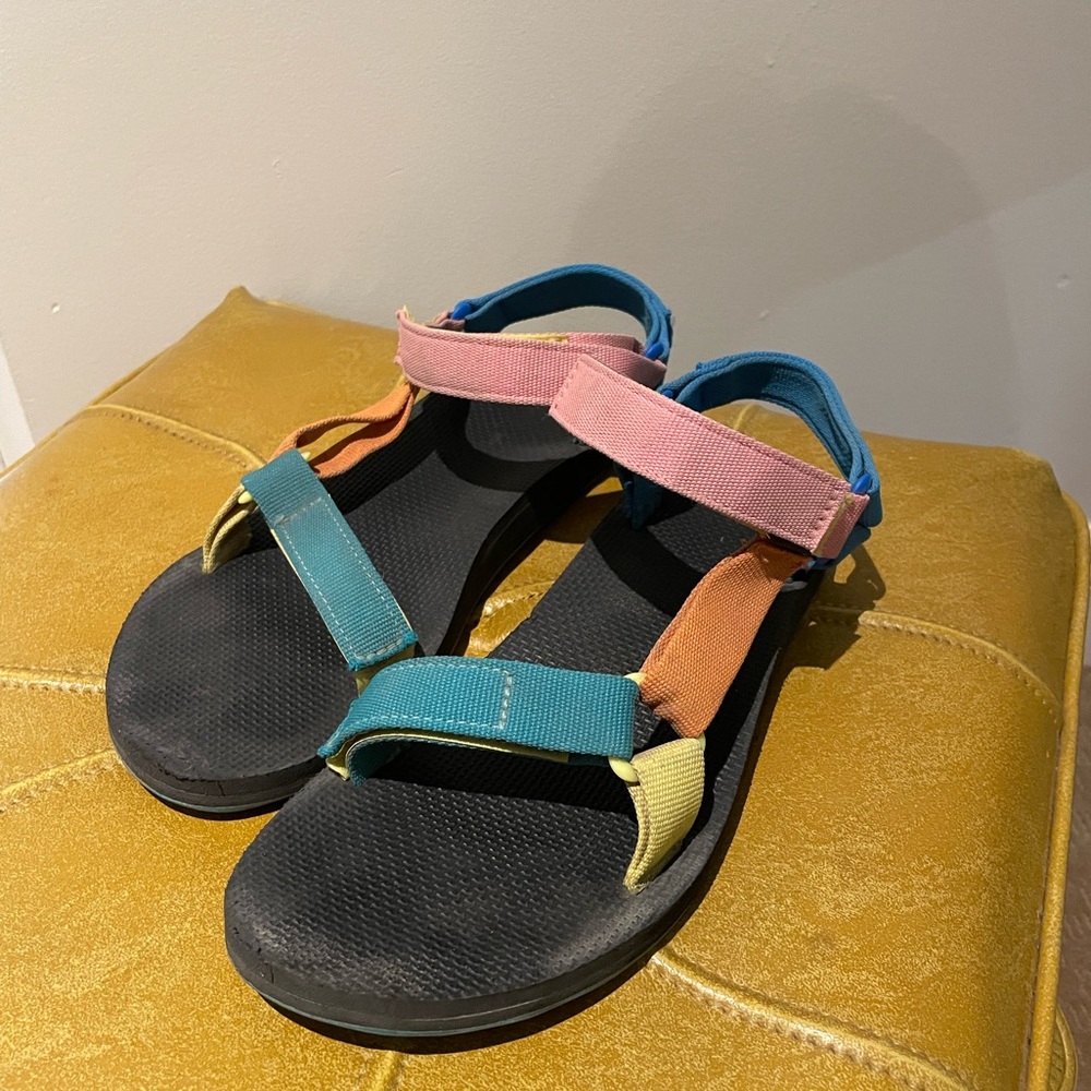 Teva Original Universal 🌈